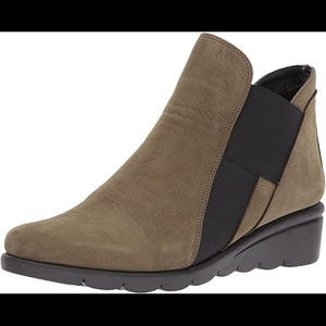 The Flexx Jump Chelsea Boots